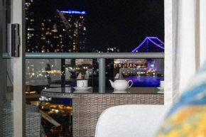 Story Bridge & River View 2B1B Apt w Free Parking!